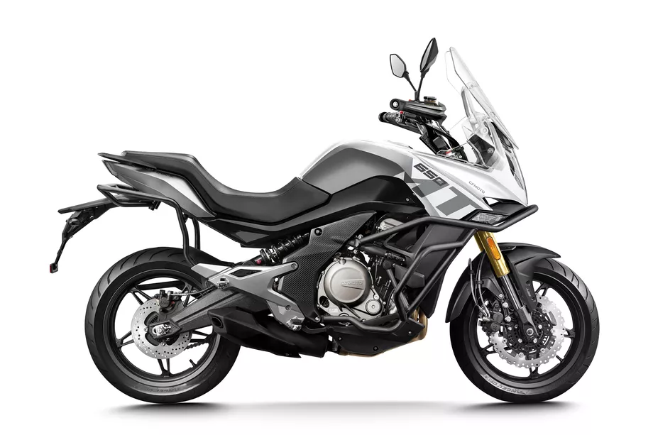 CFMOTO 650 MT - Imagen 2