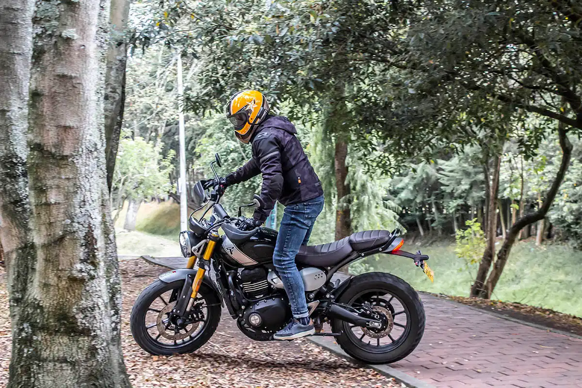 Triumph Scrambler 400 X